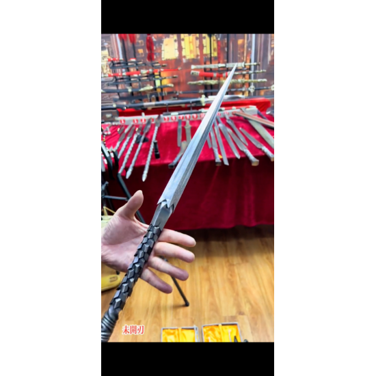 Spear /Handmade /functional/sharp/ 破甲枪/K3